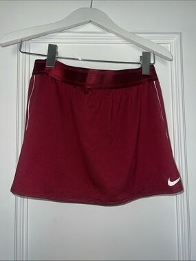 Nike Burgundy Athletic Skort with White Swoosh Size Medium